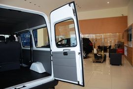 2015款福特经典全顺