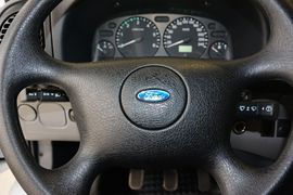 2015款福特经典全顺