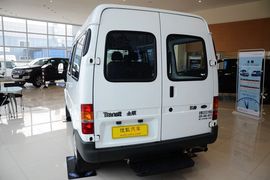 2015款福特经典全顺