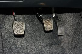 2014款吉利金刚1.5L手动进取型