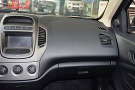 2014款吉利金刚1.5L手动进取型