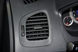 2014款吉利金刚1.5L手动进取型