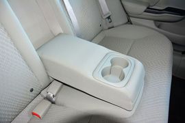 2016款本田思域1.8L自动舒适版