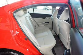 2016款本田思域1.8L自动舒适版