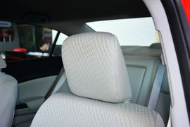 2016款本田思域1.8L自动舒适版
