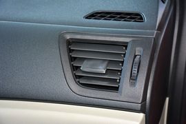 2016款本田思域1.8L自动舒适版