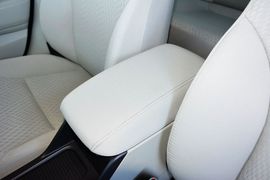2016款本田思域1.8L自动舒适版