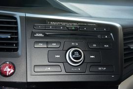 2016款本田思域1.8L自动舒适版