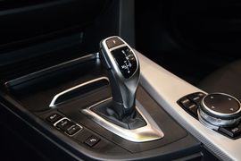 2016款宝马328i