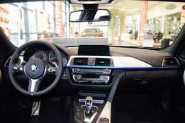 2016款宝马328i