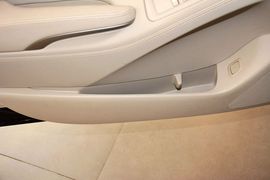 2013款别克君越2.4L