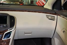 2013款别克君越2.4L