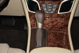 2013款别克君越2.4L