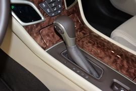 2013款别克君越2.4L