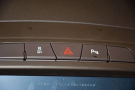 2015款别克君威2.0L精英时尚型