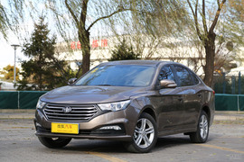 一汽奔腾B30自动豪华型试驾体验