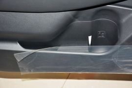 2016款斯巴鲁力狮2.5L全驱荣耀版