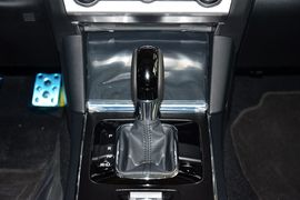 2016款斯巴鲁力狮2.5L全驱荣耀版