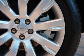 2016款路虎发现神行2.0T限量版