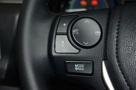 2016款丰田雷凌双擎1.8H