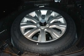 2016款路虎发现神行2.0T