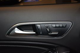 2015款奔驰GLA220