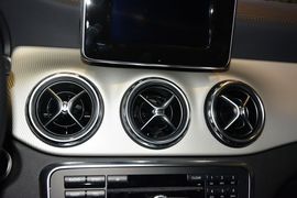 2015款奔驰GLA220