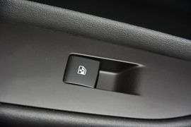 2015款别克昂科拉1.4T自动两驱都市领先型
