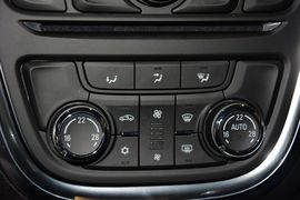 2015款别克昂科拉1.4T自动两驱都市领先型