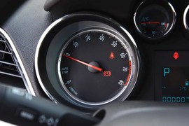 2015款别克昂科拉1.4T自动两驱都市领先型