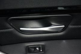 2016款宝马320i