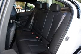 2016款宝马320i
