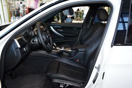 2016款宝马320i