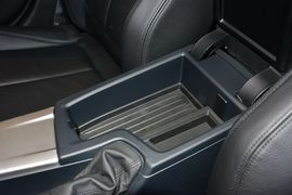 2016款宝马320i
