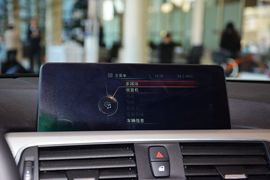 2016款宝马320i