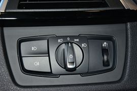 2016款宝马320i