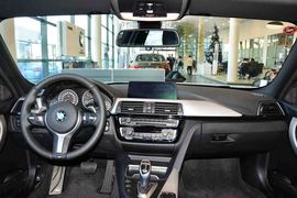 2016款宝马320i