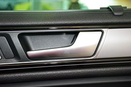 2016款大众途锐3.0TSI