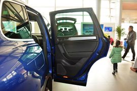 2016款大众途锐3.0TSI