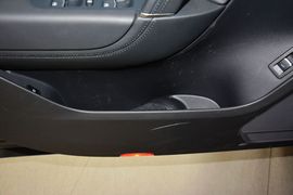 2016款大众途锐3.0TSI