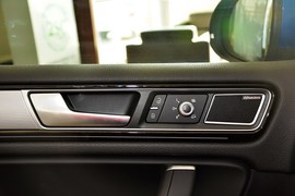 2016款大众途锐3.0TSI