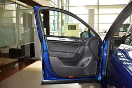 2016款大众途锐3.0TSI
