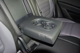 2016款大众途锐3.0TSI