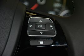 2016款大众途锐3.0TSI