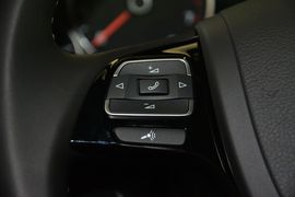 2016款大众途锐3.0TSI