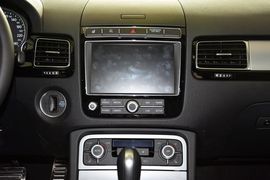   2016款大众途锐3.0TSI R-Line