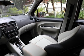 2016款东风风行景逸X3