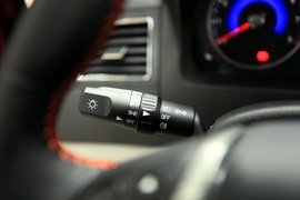 2016款东风风行景逸X3