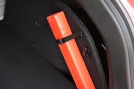 2016款马自达3Axela昂克赛拉两厢1.5L自动舒适型