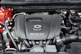 2016款马自达3Axela昂克赛拉两厢1.5L自动舒适型